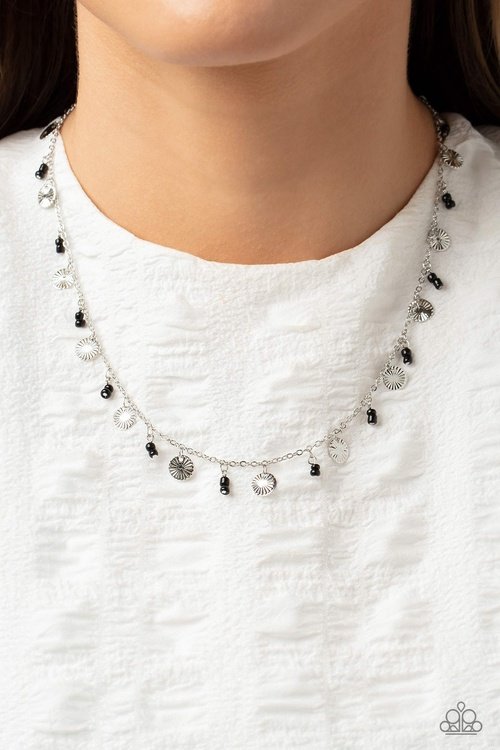 SAND DOLLAR SASS BLACK-NECKLACE