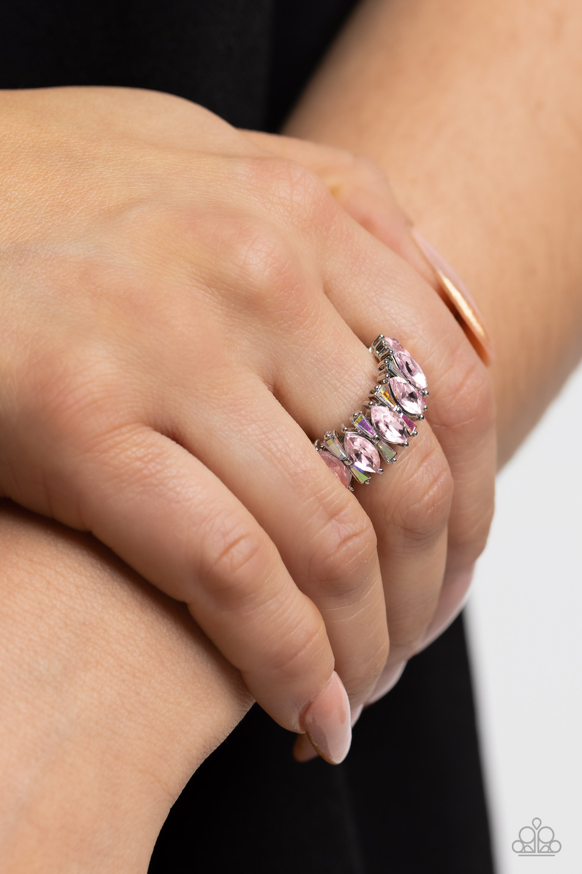 KALEIDOSCOPIC KNOCKOUT PINK-RING