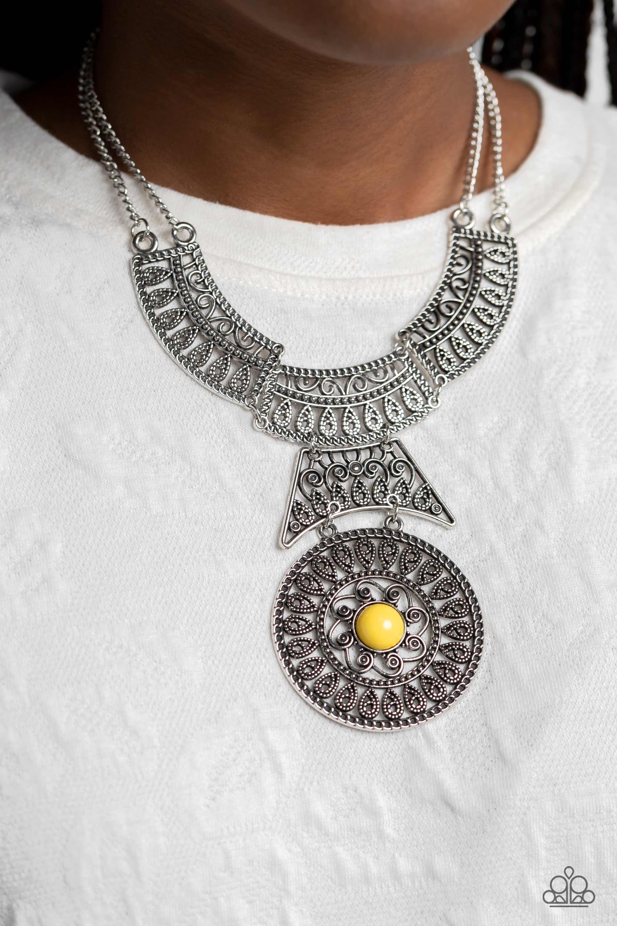 FETCHING FILIGREE YELLOW-NECKLACE