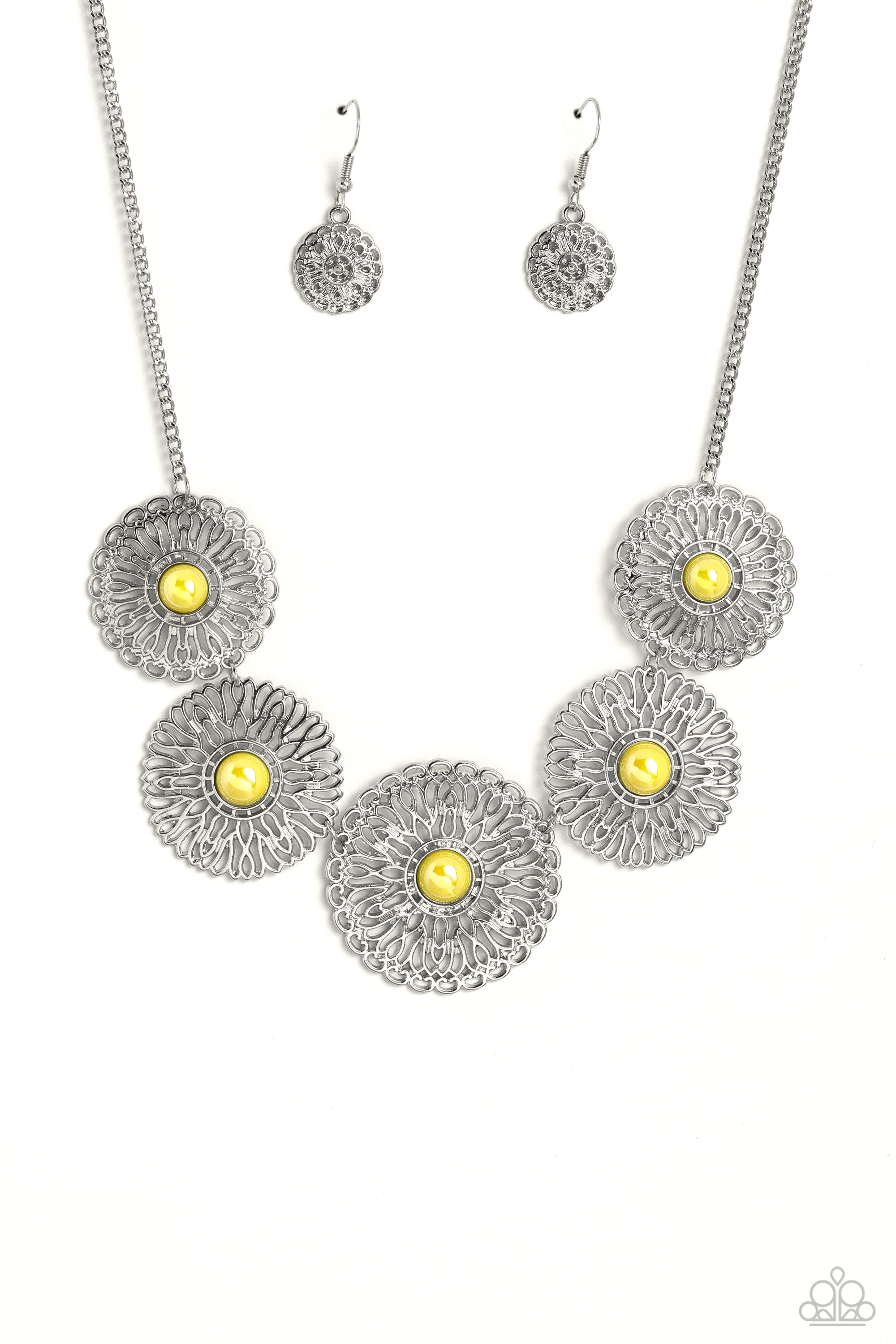 CHRYSANTHEMUM CRAZE YELLOW-NECKLACE