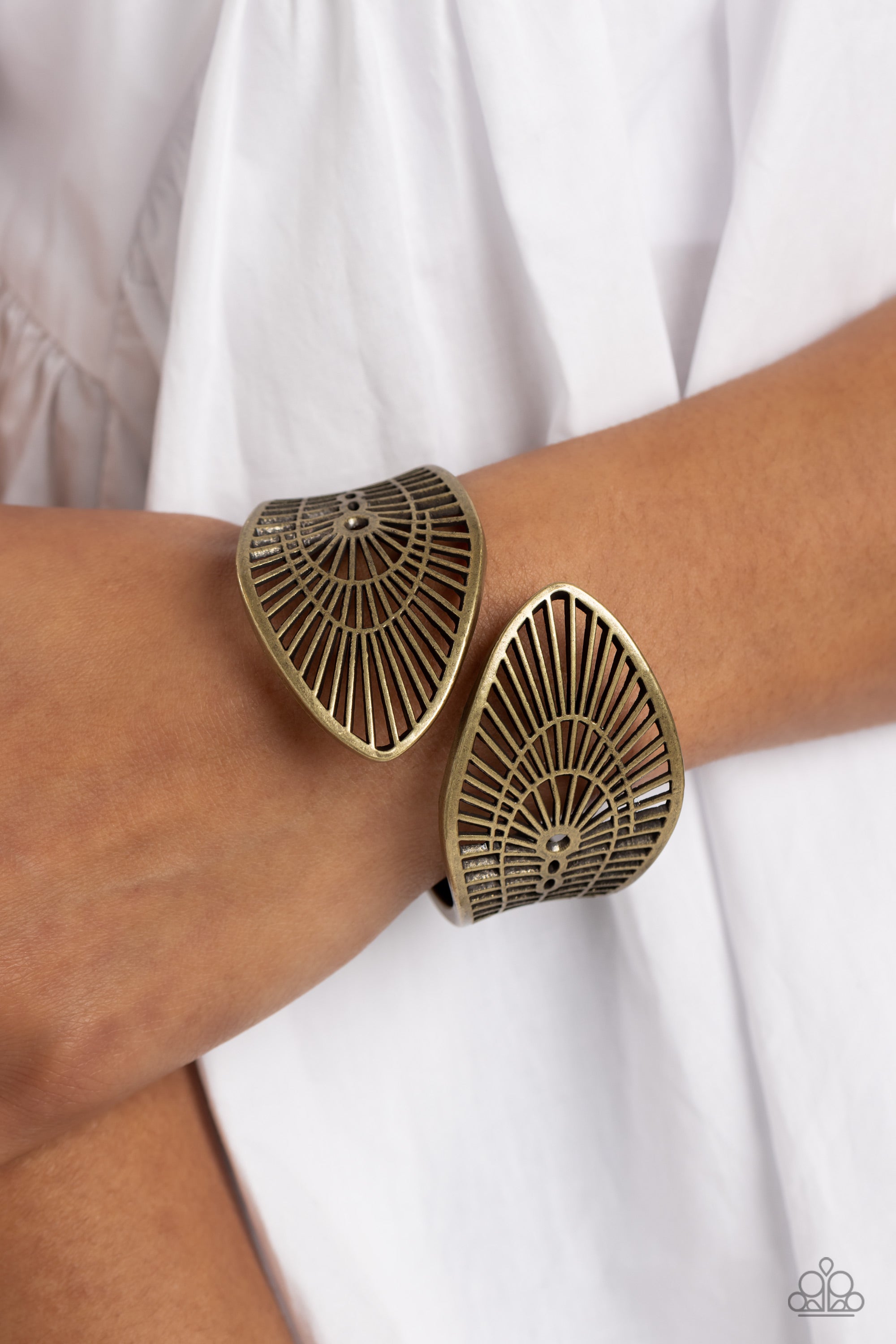 PALATIAL PALMS BRASS-BRACELET