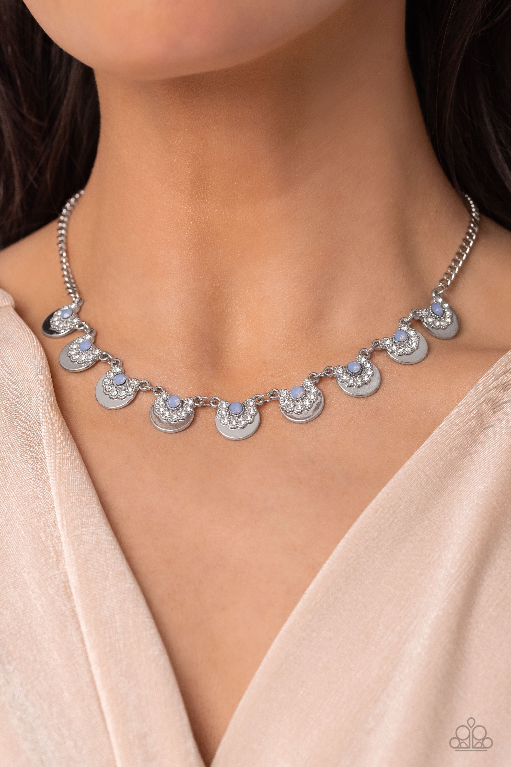 GRANDIOSE GRACE BLUE-NECKLACE