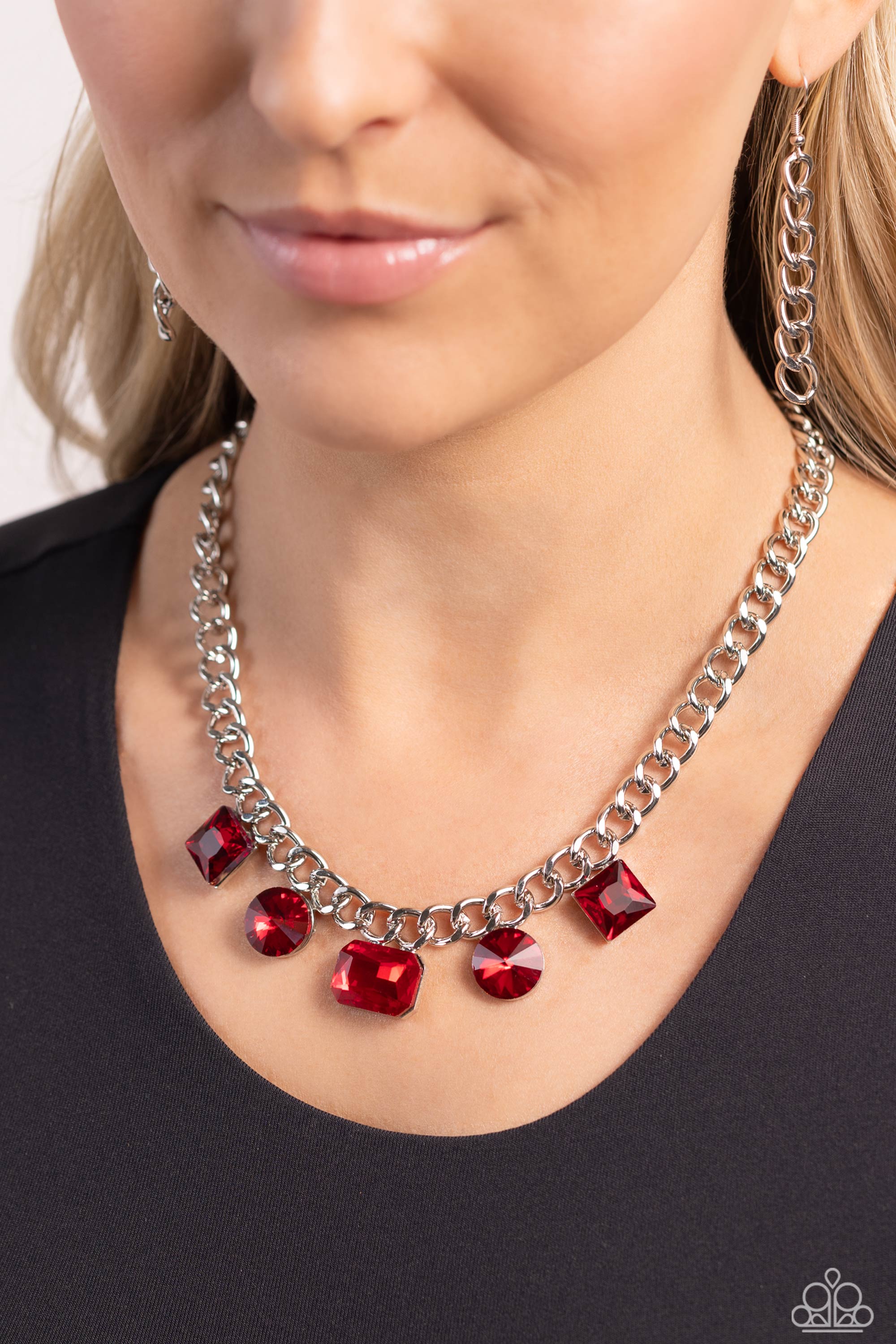 ALTERNATING AUDACITY RED-NECKLACE