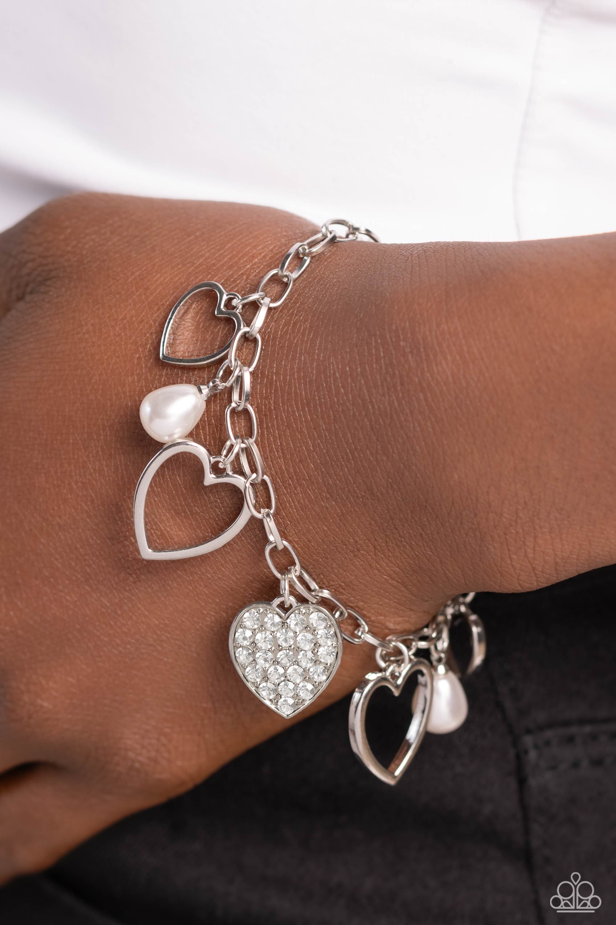 GLOW YOUR HEART WHITE-BRACELET