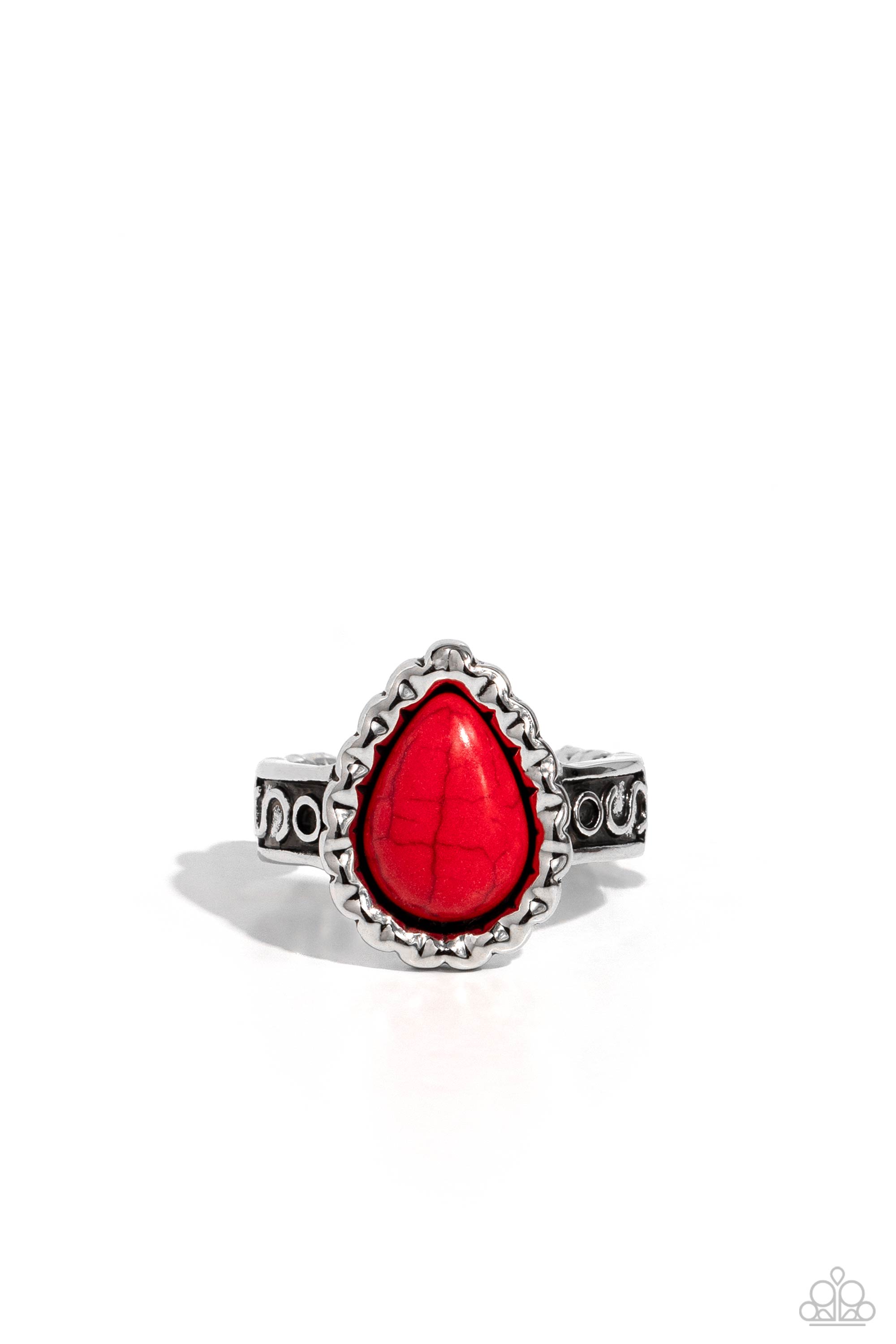 SCALLOPED SHOWCASE RED-RING