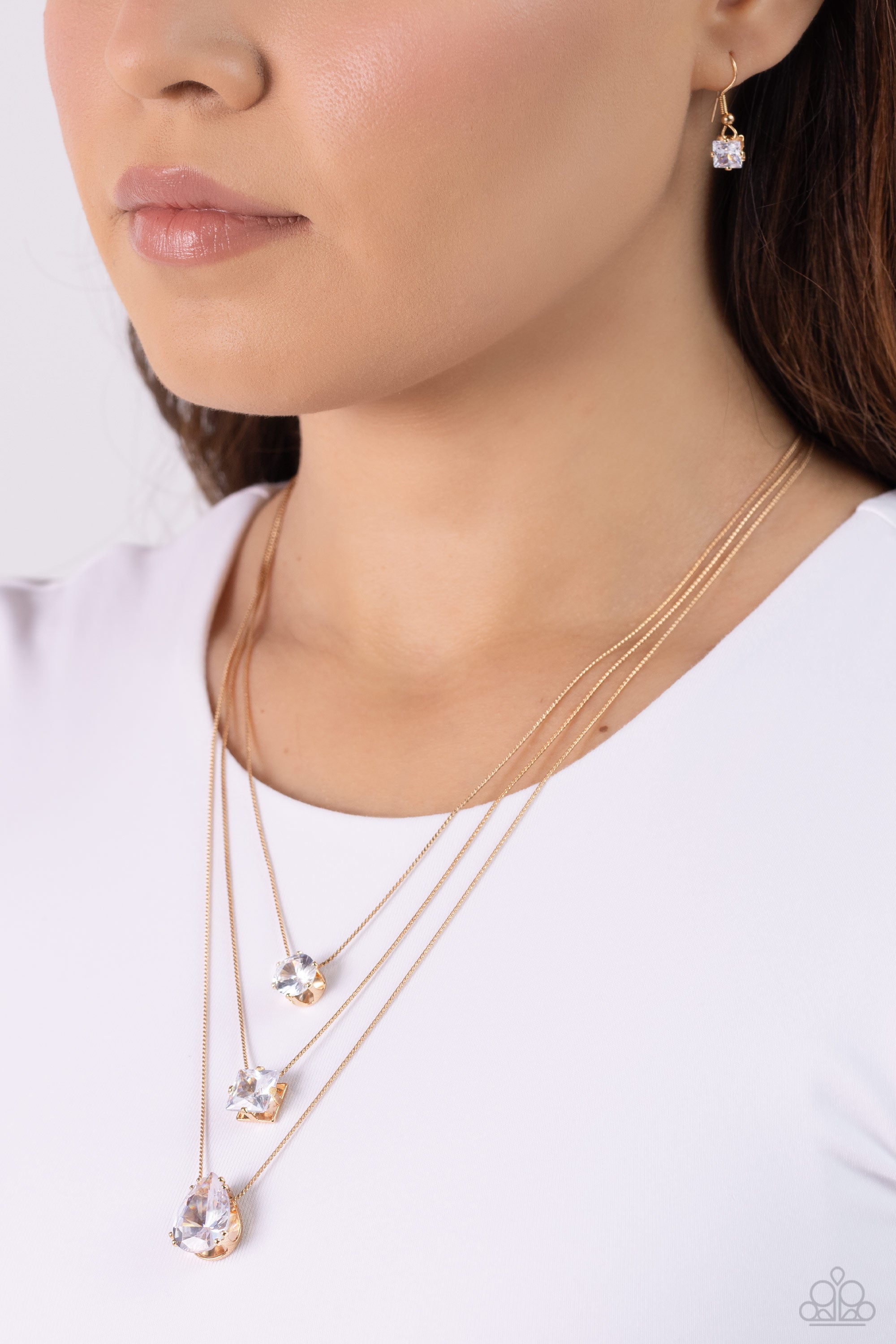 LUSTROUS LAYERS GOLD-NECKLACE