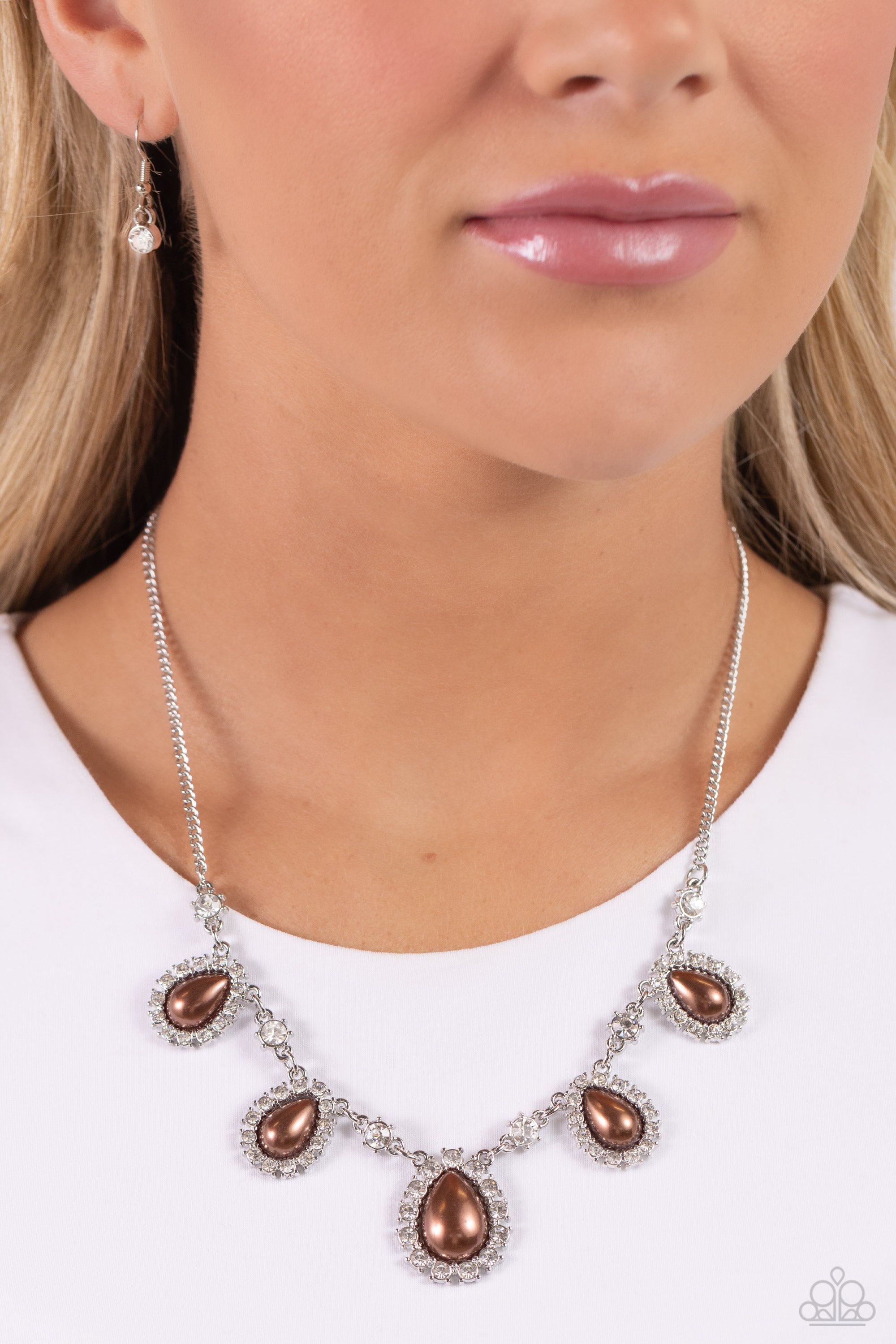 TEARDROP TEAM BROWN-NECKLACE