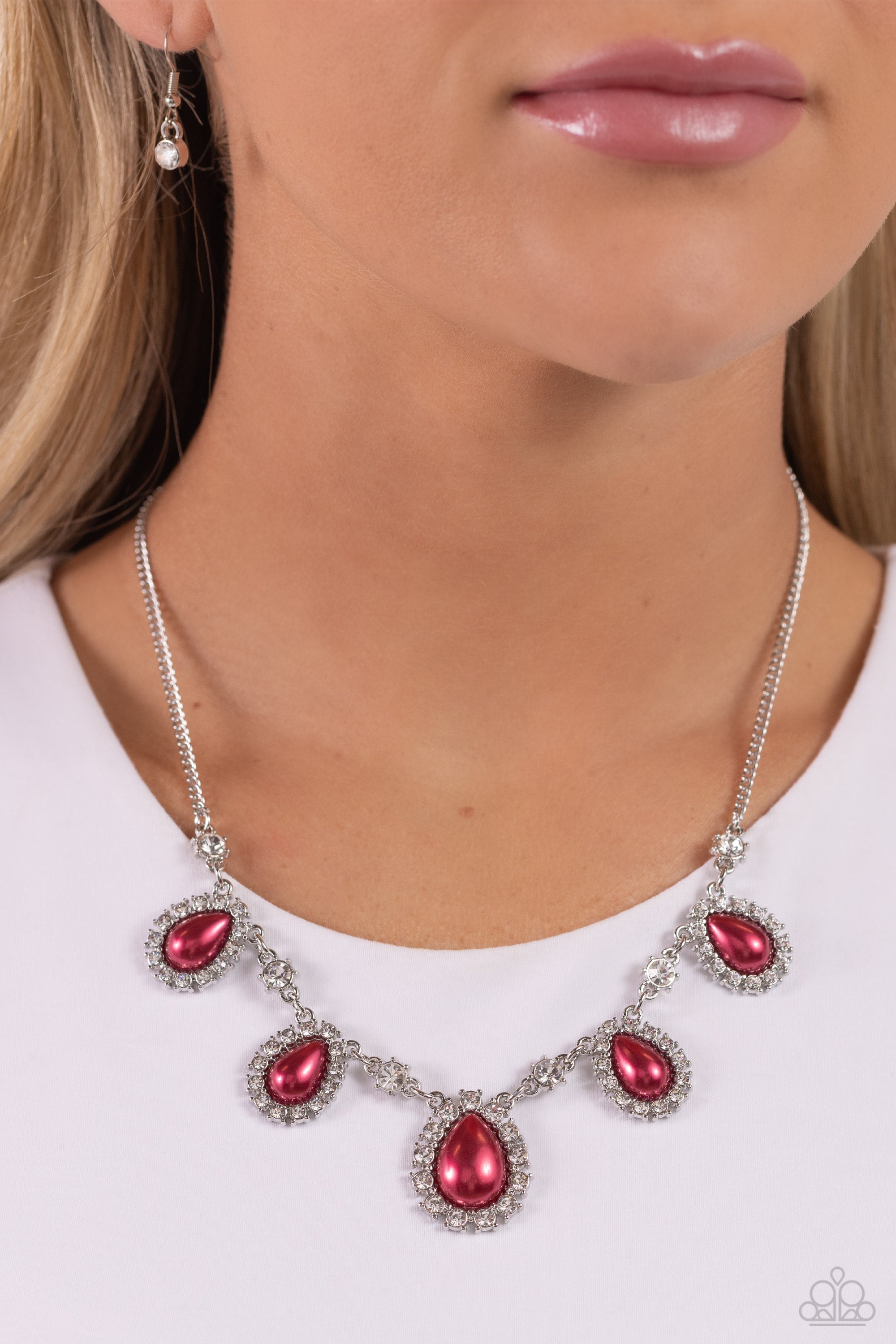 TEARDROP TEAM RED-NECKLACE