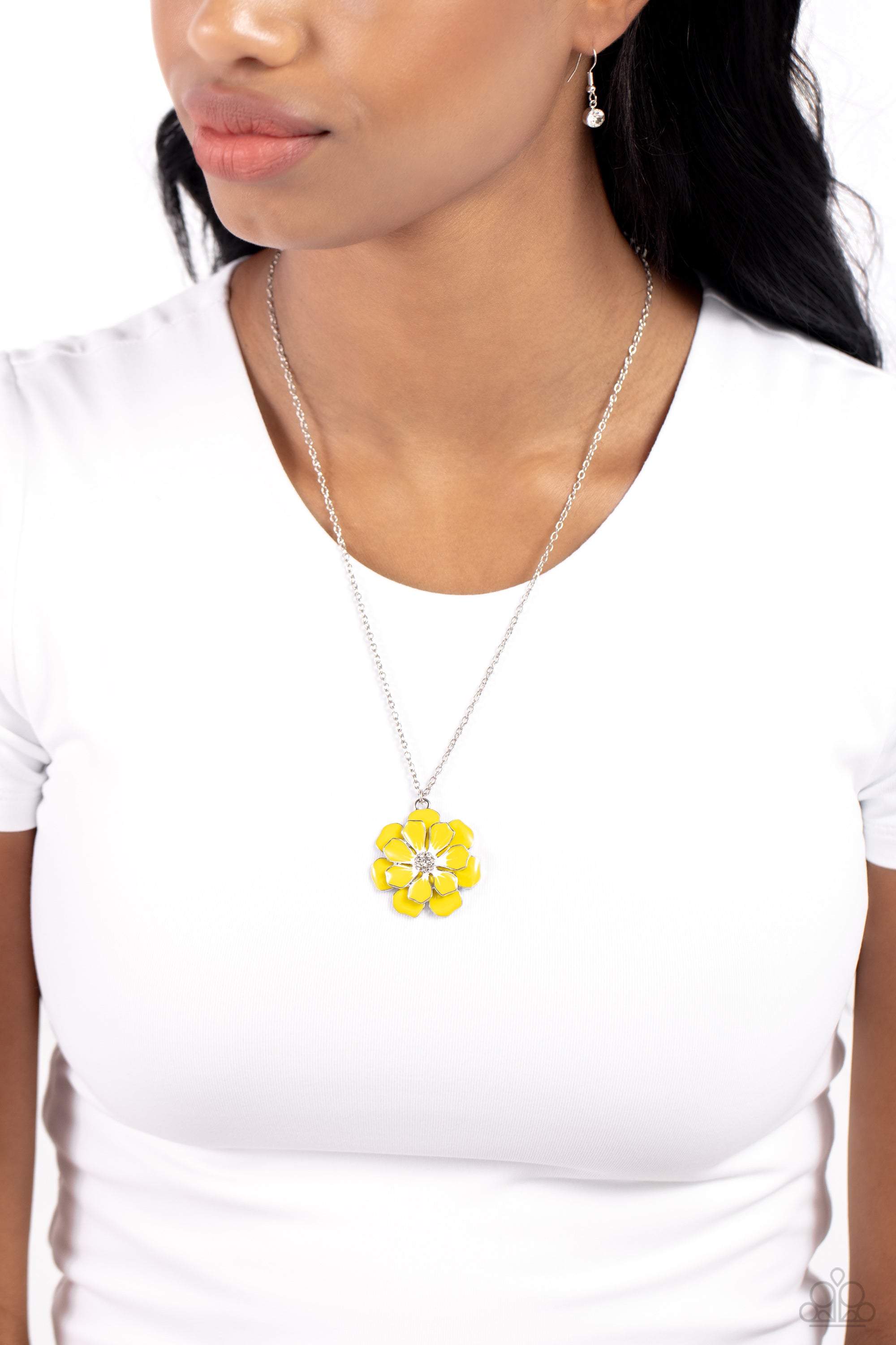 BEYOND BLOOMING YELLOW-NECKLACE