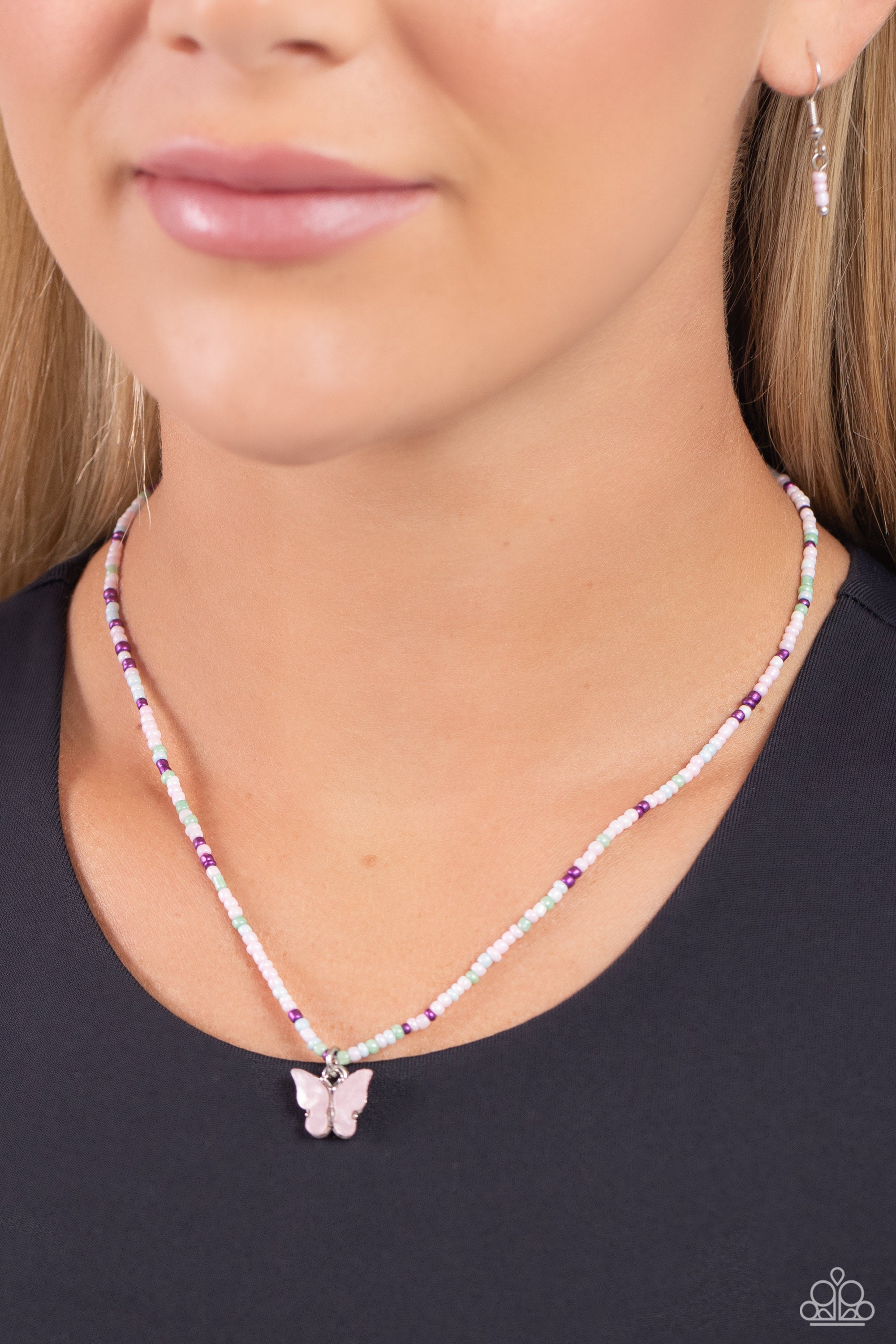 SOARING SHELL PINK-NECKLACE