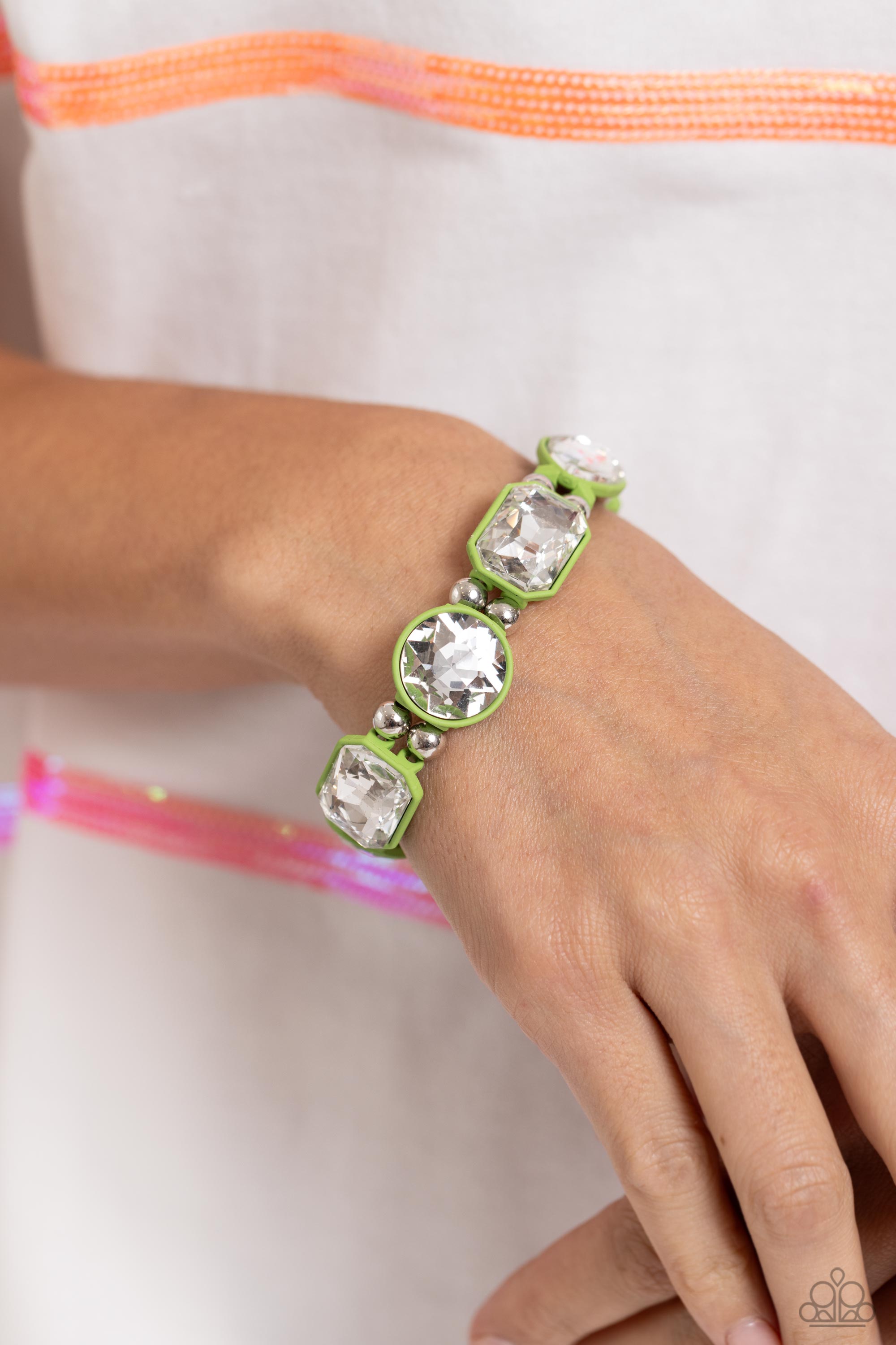 TRANSFORMING TASTE GREEN-BRACELET