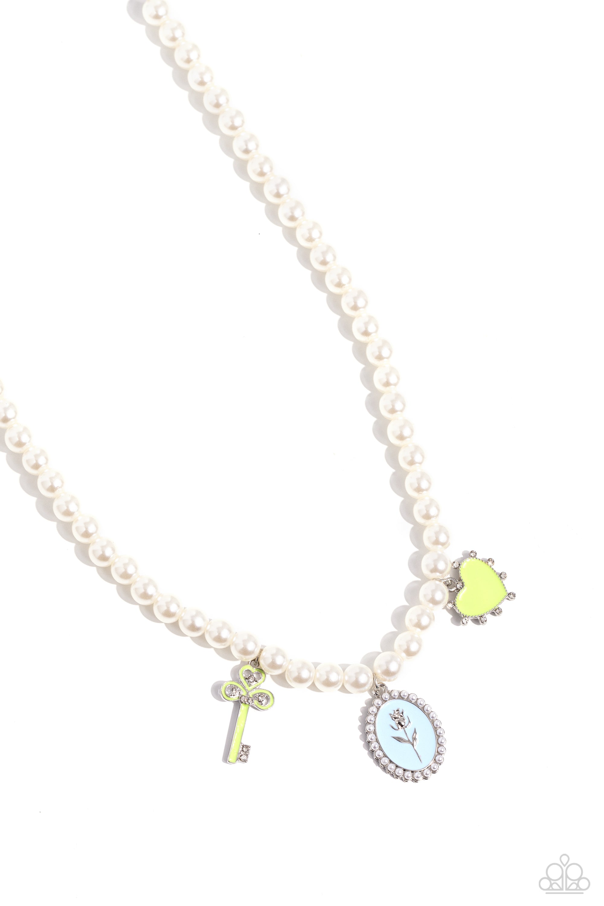 CHARMING COLLISION GREEN-NECKLACE