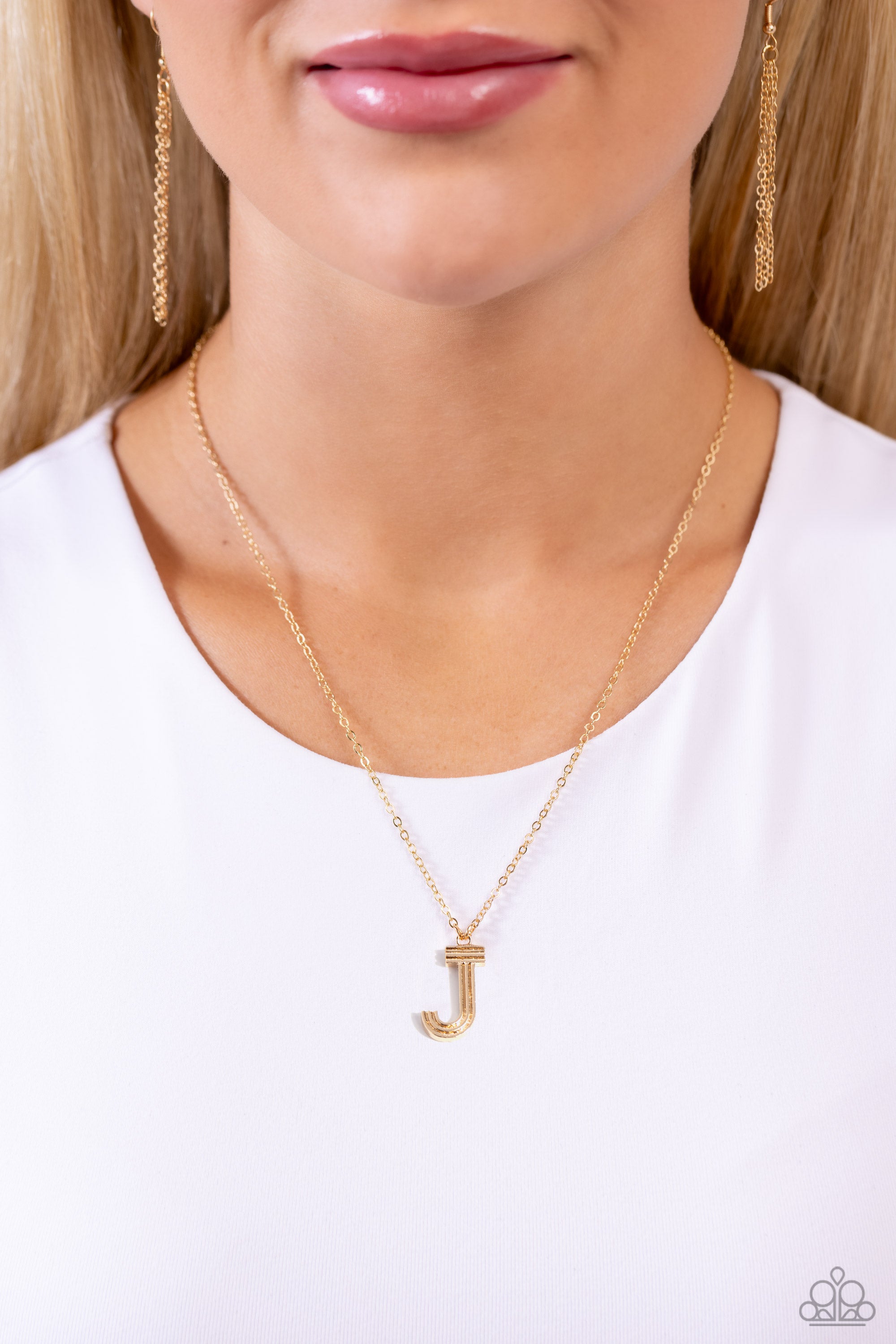 LEAVE YOUR INITIALS GOLD J-NECKLACE