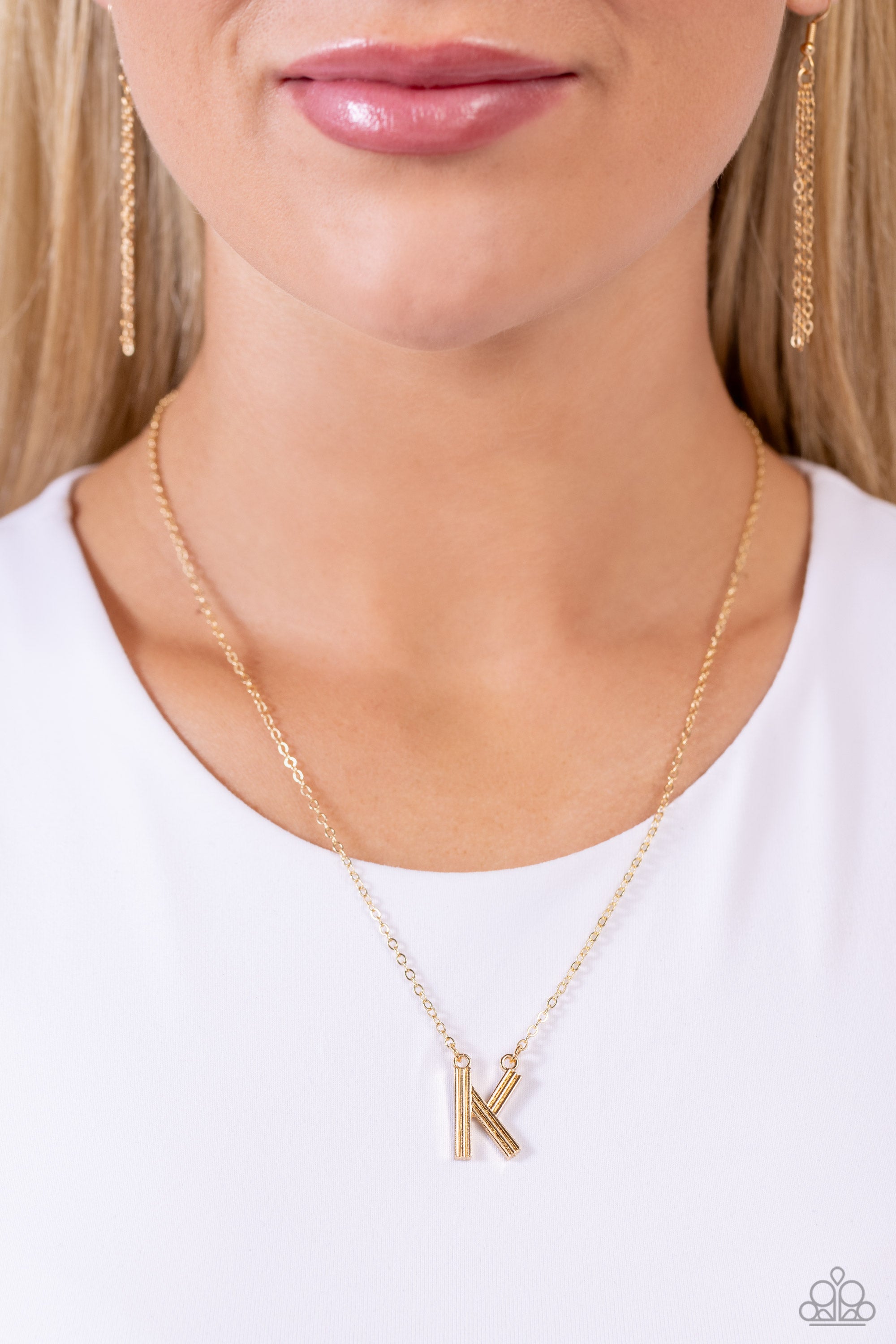 LEAVE YOUR INITIALS GOLD K-NECKLACE