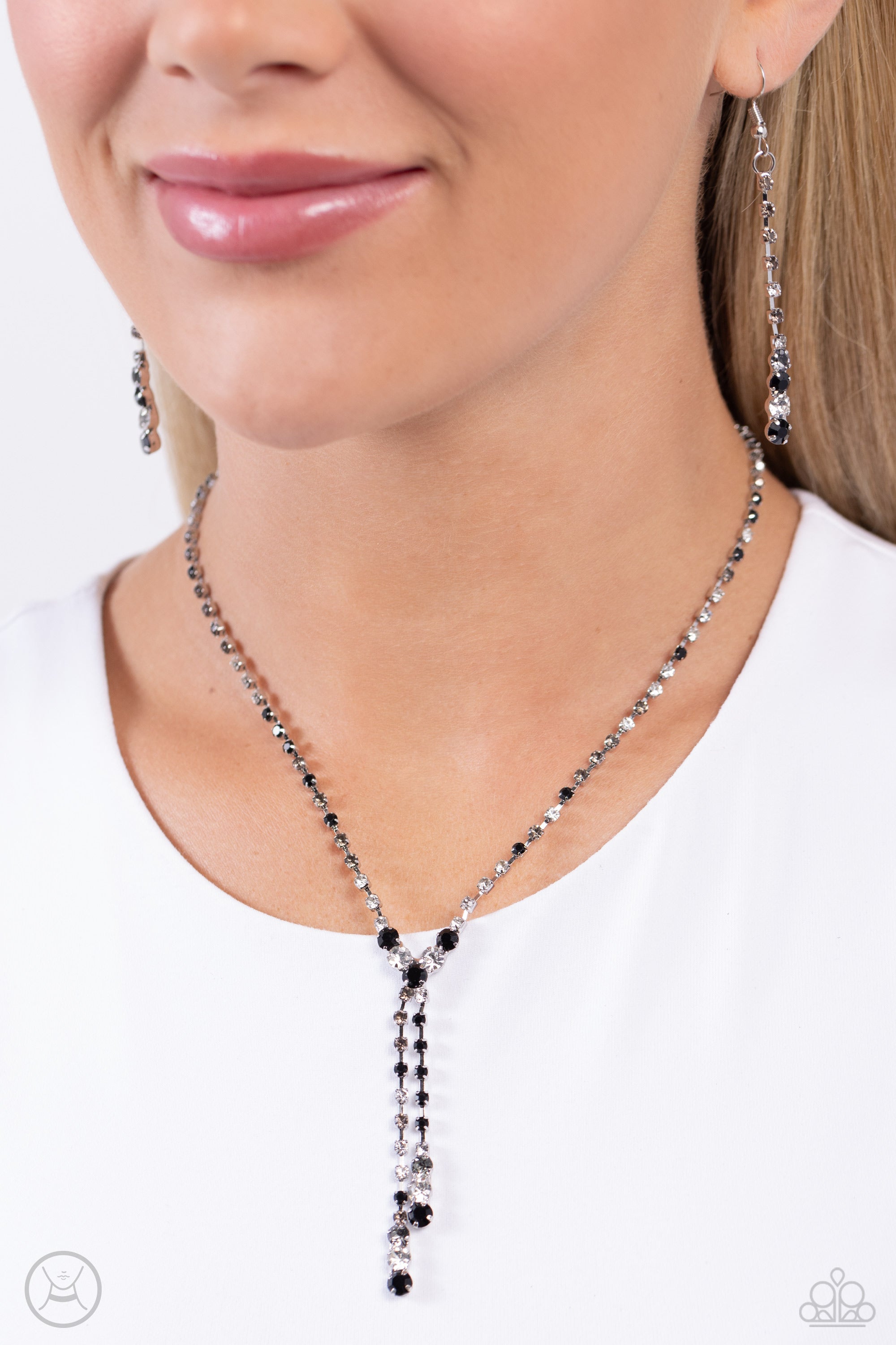 BLINDING BALANCE BLACK-NECKLACE