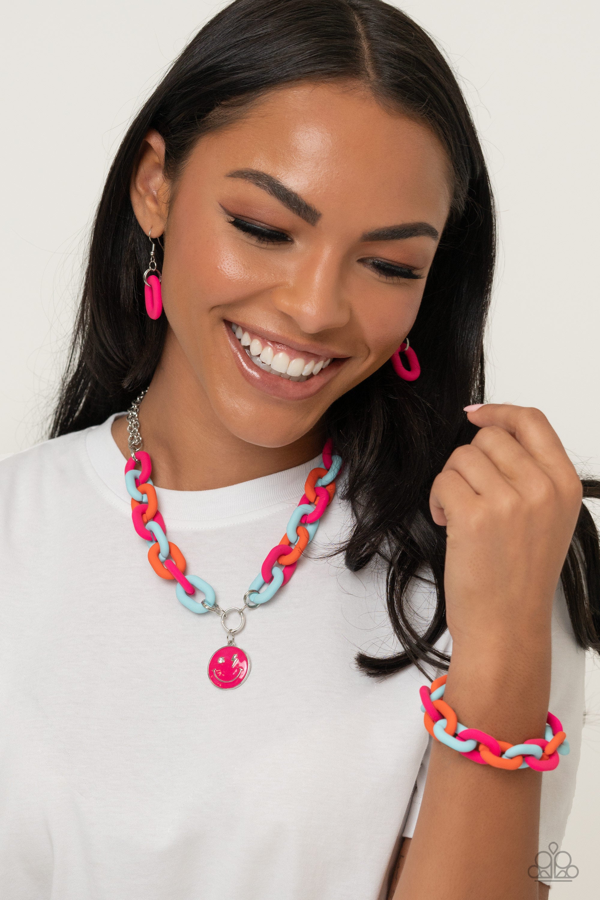 SPEED-SMILE-PINK-NECKLACE