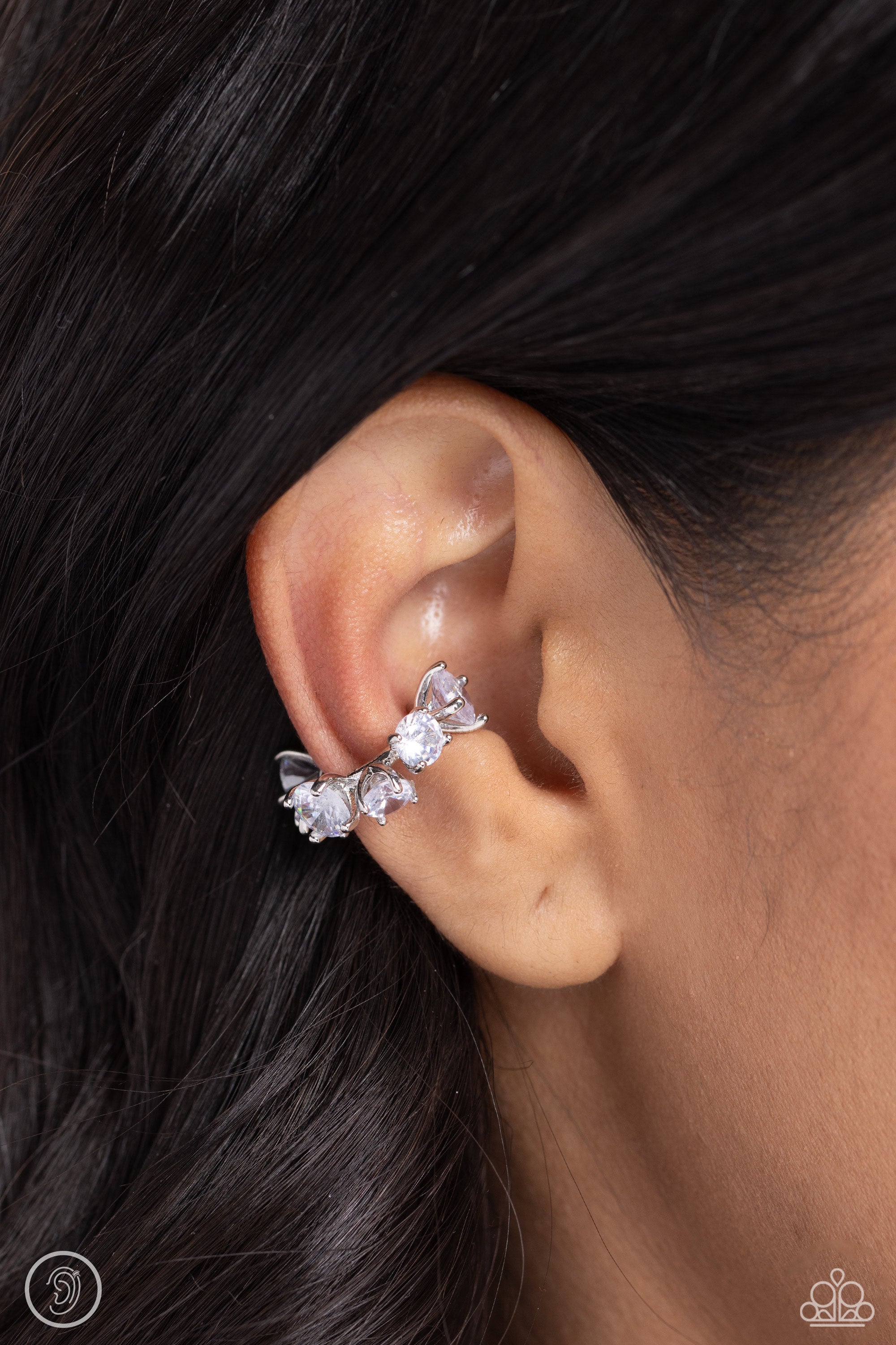 BREATHTAKING BLEND WHITE-EARRINGS