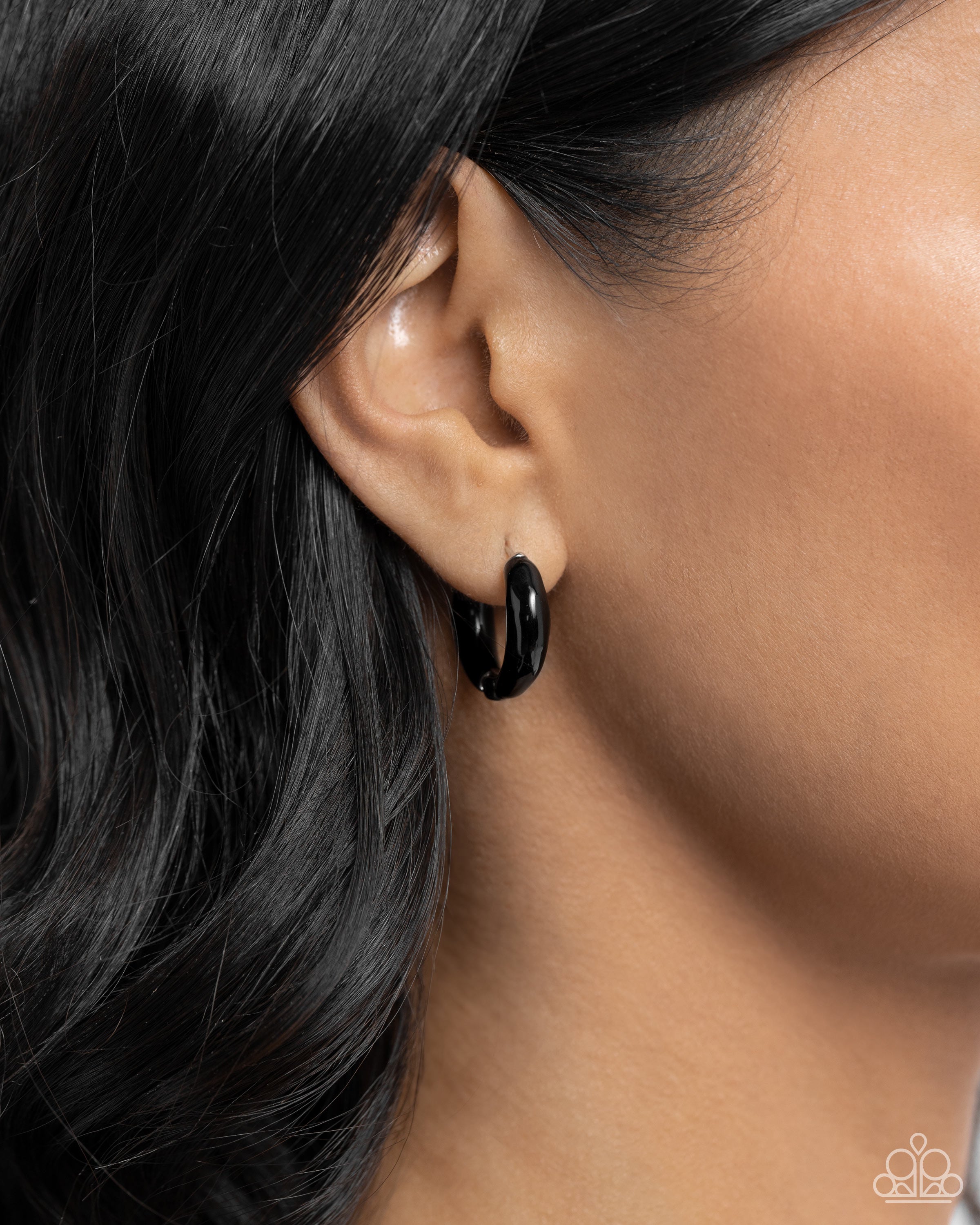 PIVOTING PAINT BLACK-EARRINGS