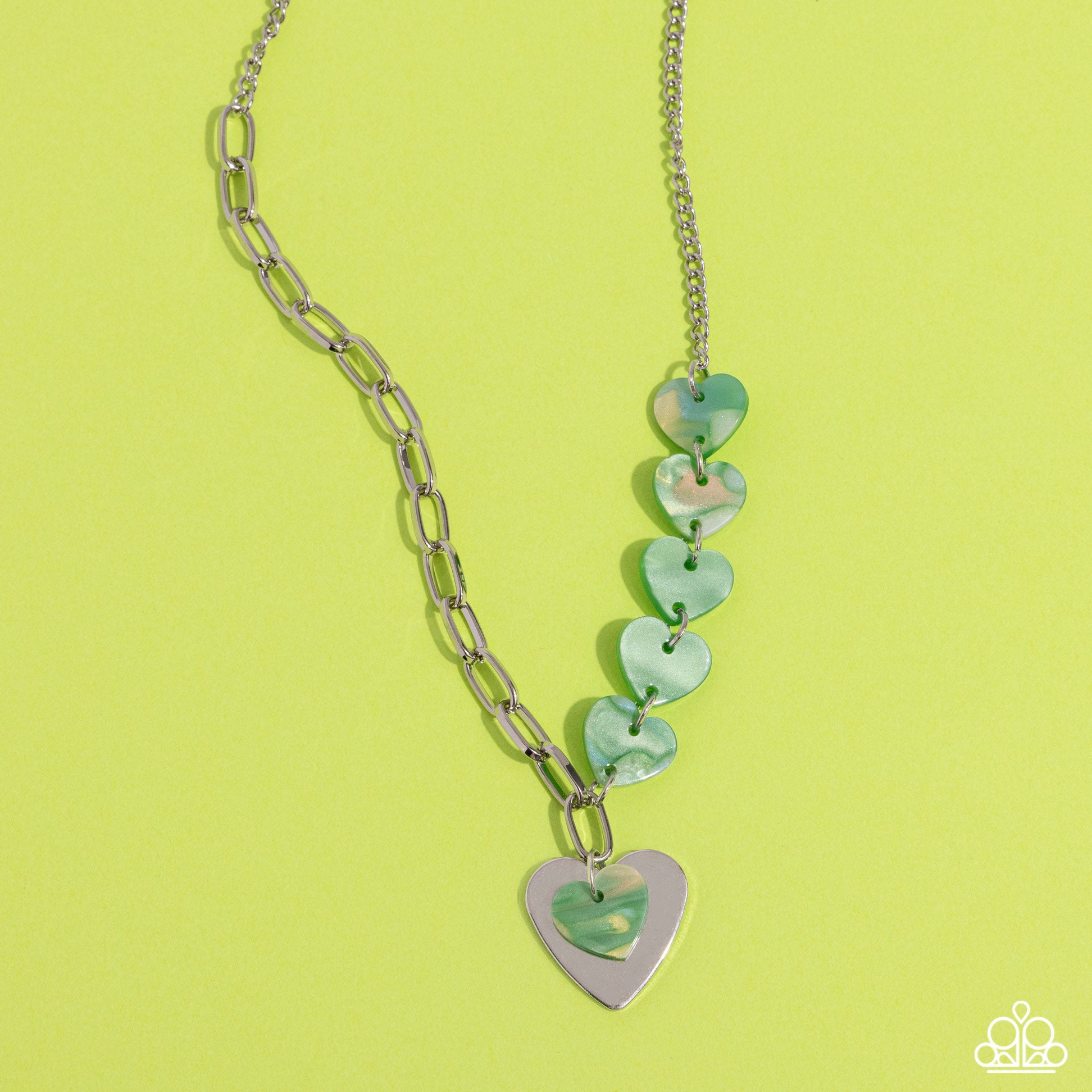 HEART-OF-THE-MOVEMENT-GREEN-NECKLACE